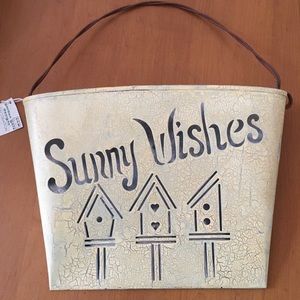 Sunny Wishes Wall Bucket